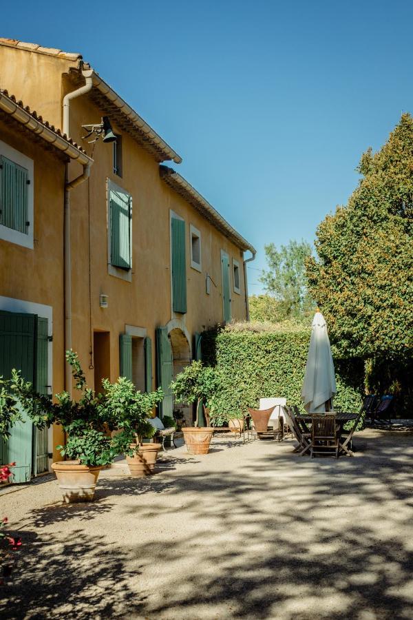 Le Mas De Trevouse Saint-Saturnin-les-Avignon Екстер'єр фото