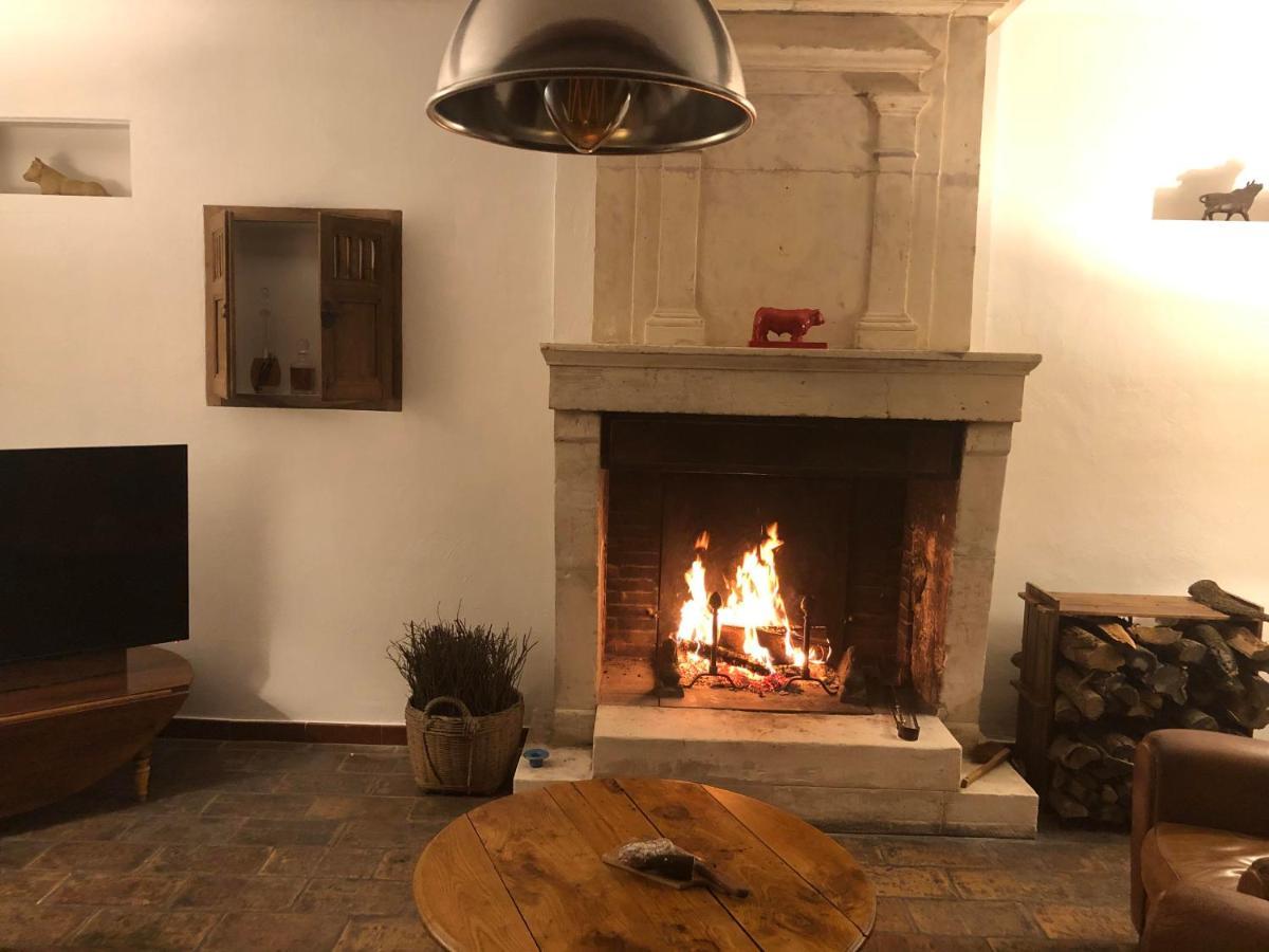 Le Mas De Trevouse Saint-Saturnin-les-Avignon Екстер'єр фото