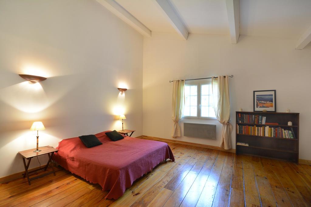 Le Mas De Trevouse Saint-Saturnin-les-Avignon Екстер'єр фото